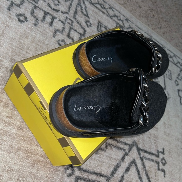 Circus by Sam Edelman Wool Clogs - Picture 6 of 8